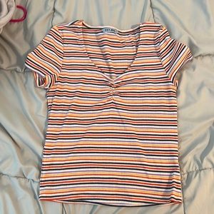 Colorful ribbed shirt!